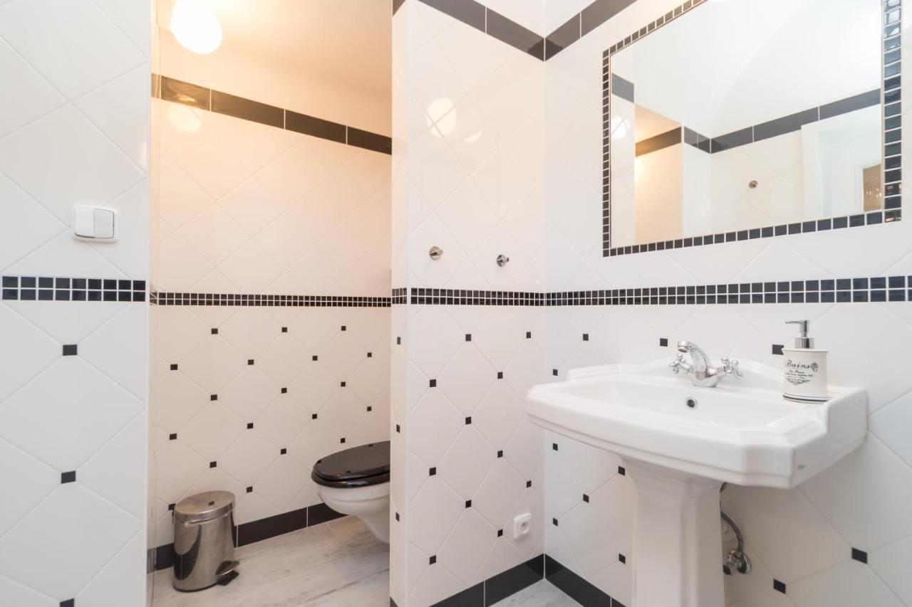 Budyne Apartment Ii. Budyne nad Ohri Eksteriør bilde