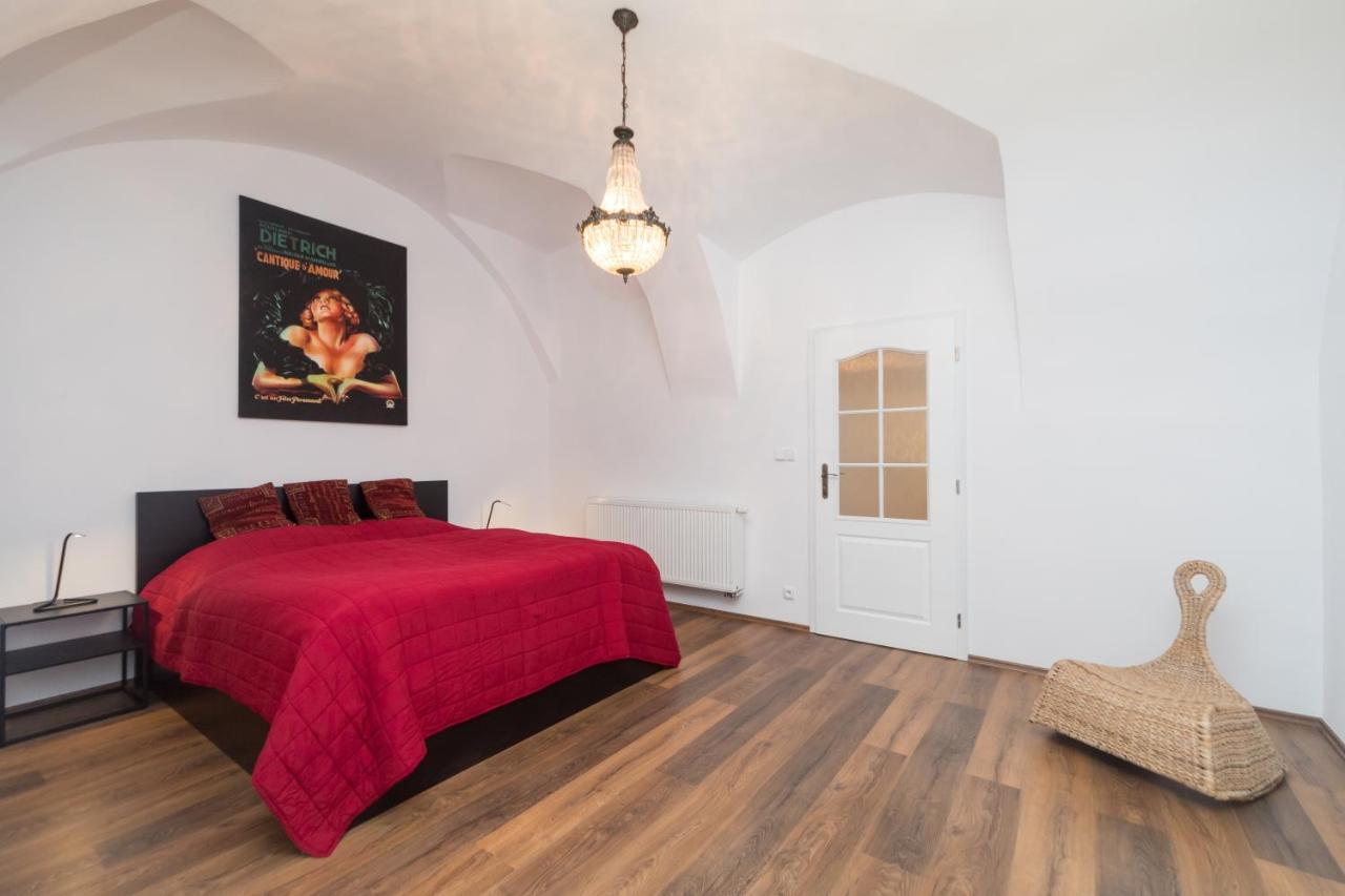 Budyne Apartment Ii. Budyne nad Ohri Eksteriør bilde